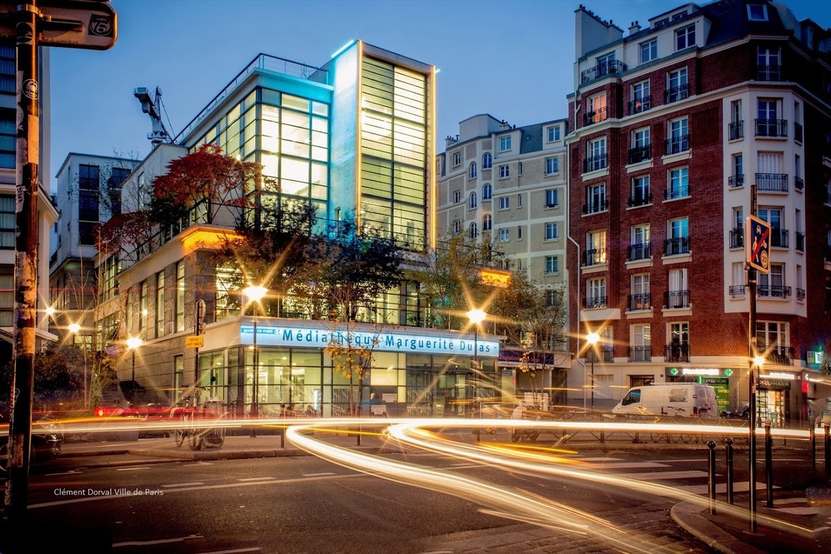 Façade de la médiathèque Marguerite Duras à Paris (Clément Dorval / Mairie de Paris) petition-donner-nom-Christine-Peclard-auditorium-mediatheque-Marguerite-Duras