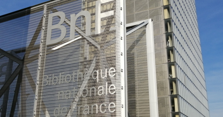 Le site François-Mitterrand de la BnF a ouvert ses portes au public en 1996 (B. Texier / Archimag) BnF-mur-investissement-renovation-site-Francois-Mitterrand