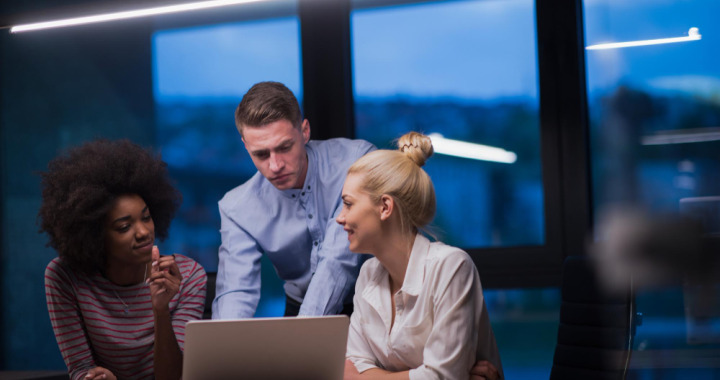 Vers-rupture-generationnelle-managers-face-IA