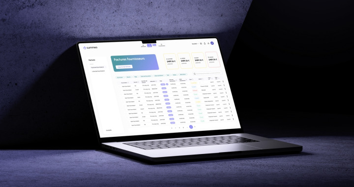 photographie-ordinateur-gestion-facture-electronique