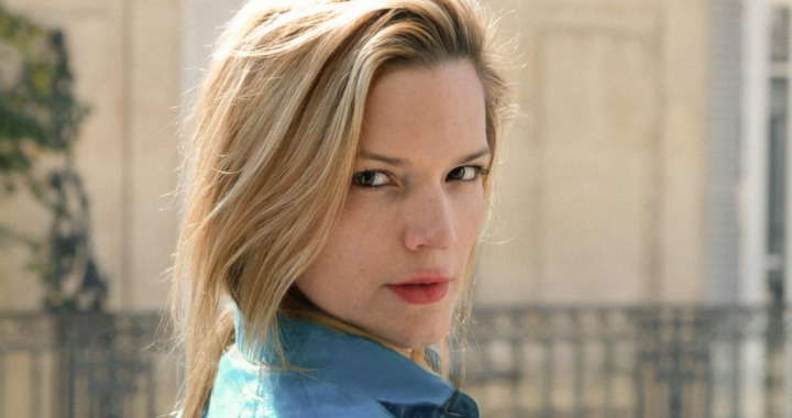 Marie Dollé, autrice de "Selfpressionnisme : et si l’IA nous rendait plus humains ?" (DR) marie-dolle-selfpressionnisme-ia