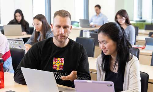 Quebec-recherche-desesperement-experts-documentation