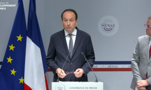 Guillaume Chevrollier et Damien Michallet lors de la présentation du rapport sur l’empreinte environnementale de l’IA (Sénat) empreinte-environnementale-IA-defi-planete-opportunite-France