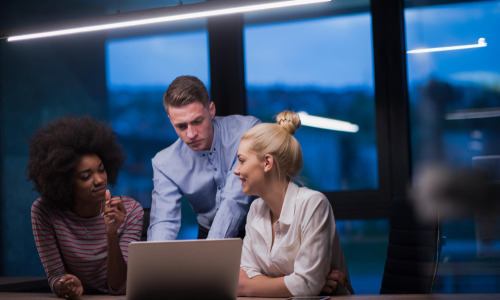 Vers-rupture-generationnelle-managers-face-IA