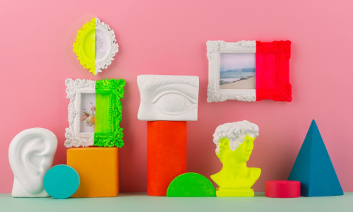 Les juges opèrent un contrôle de proportionnalité entre liberté artistique et droits de propriété intellectuelle. (Freepik) liberte-artistique-versus-droits-propriete-intellectuelle