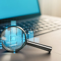 Dans l’esprit de beaucoup, les grands modèles de langage sont encore surtout des machines faites pour répondre à des questions. (Ilixe48/Freepik) ia-recherche-documentaire-heure-grands-modeles-langage