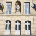 vue-de-l-hotel-de-ville-de-dijon